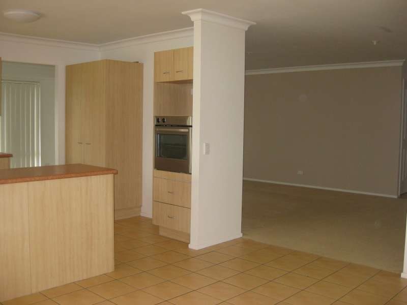 33 Vermilion Avenue, Griffin QLD 4503