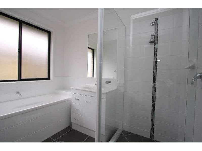 8 Electra Street, Marsden QLD 4132