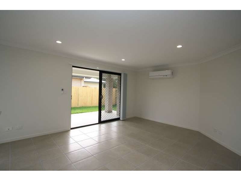 6 Voyager Street, Marsden QLD 4132