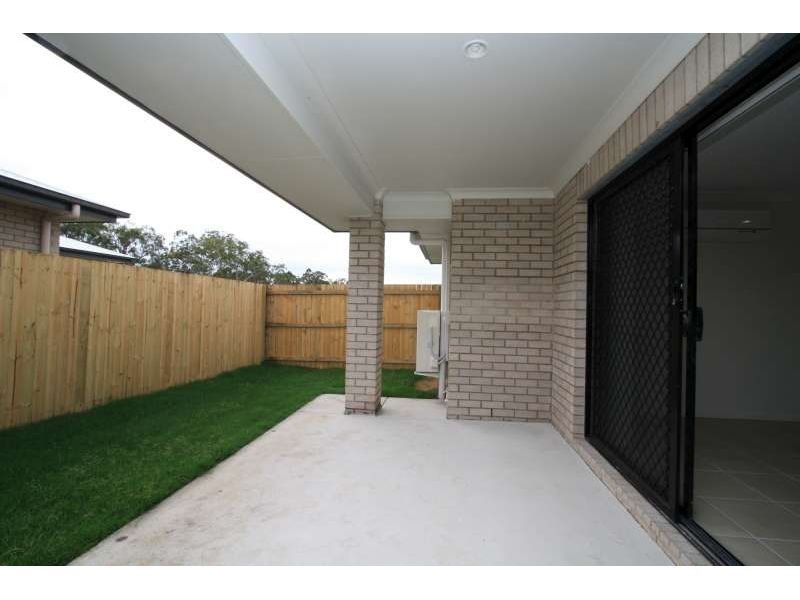 6 Voyager Street, Marsden QLD 4132