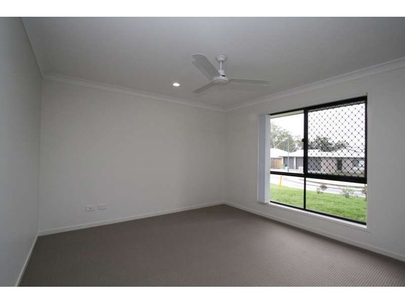 6 Voyager Street, Marsden QLD 4132