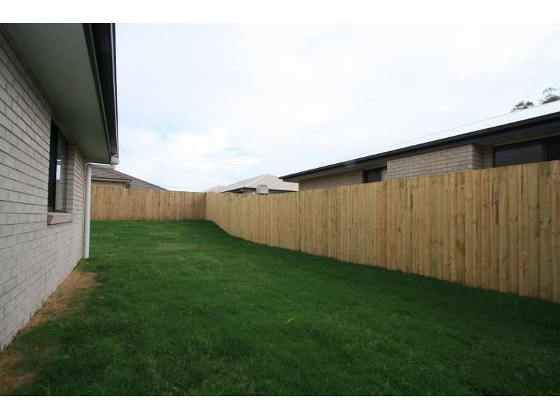 6 Voyager Street, Marsden QLD 4132