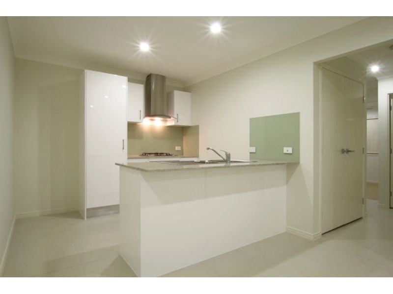 2/17 Telopea Place, Morayfield QLD 4506