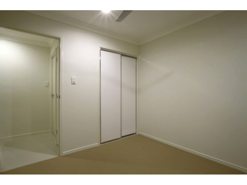 2/17 Telopea Place, Morayfield QLD 4506