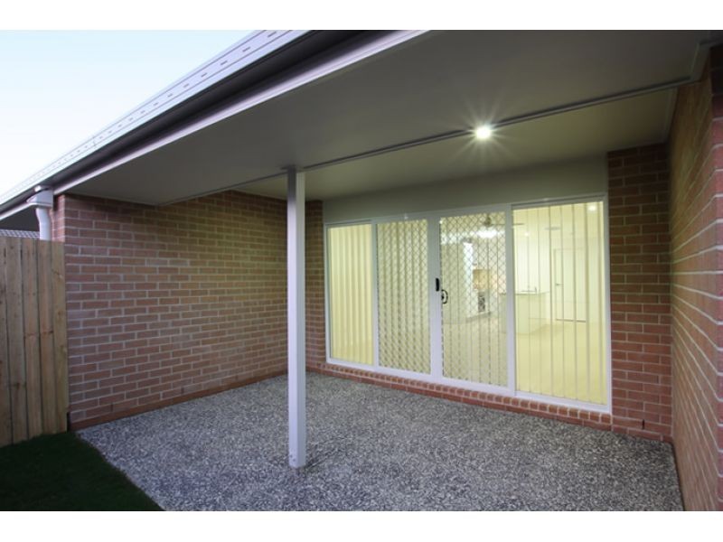 1/4 Levi Avenue, Morayfield QLD 4506