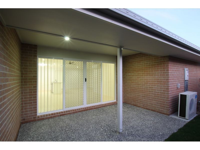 1/4 Levi Avenue, Morayfield QLD 4506