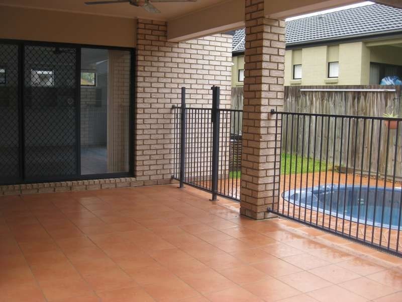 14 Lacebark Street, North Lakes QLD 4509