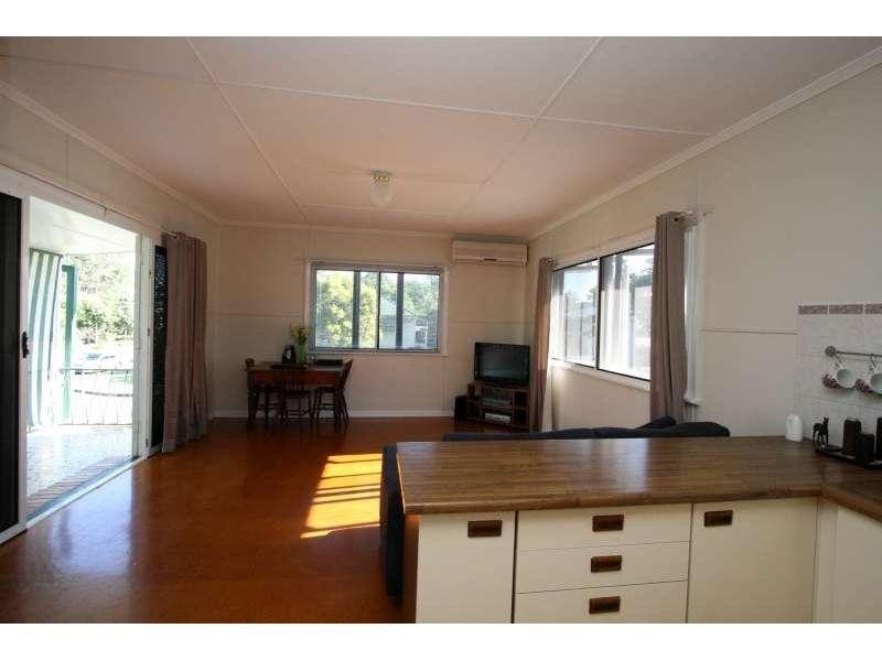 94 Bapaume Road, Holland Park West QLD 4121