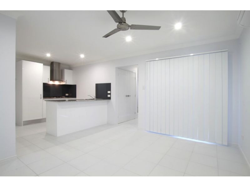 2, 20 Braheem Street, Morayfield QLD 4506