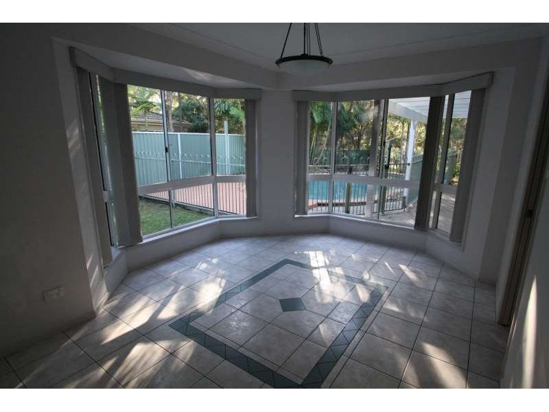 73 Silvara Circuit, Capalaba QLD 4157