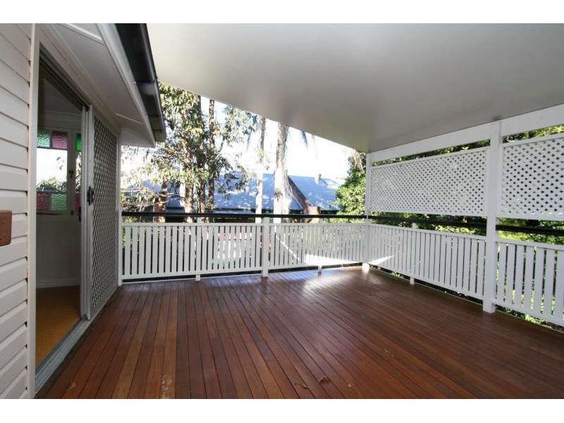 28 Wambool Street, Bulimba QLD 4171