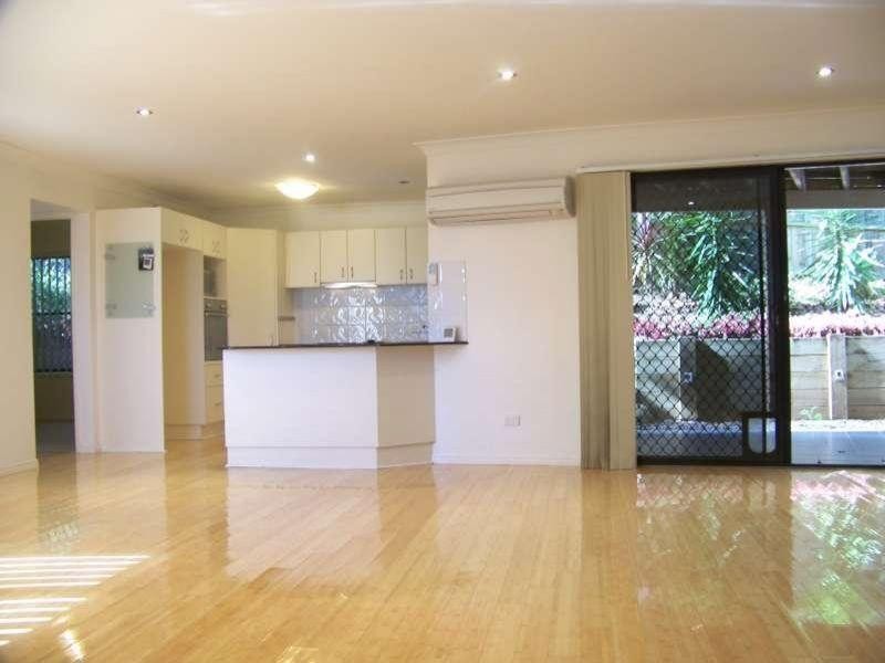 8/976 Samford Road, Keperra QLD 4054