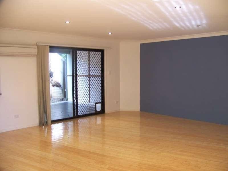 8/976 Samford Road, Keperra QLD 4054