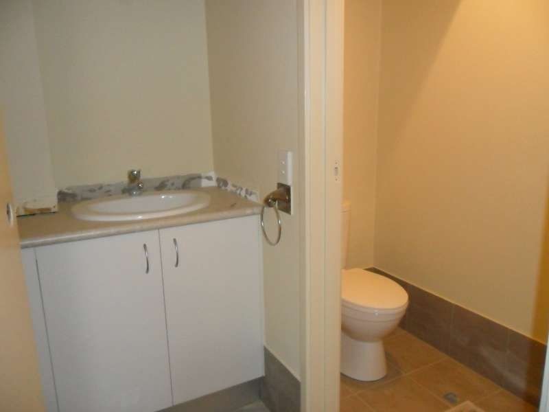 26, 111 Salerno Street, Bundall QLD 4217