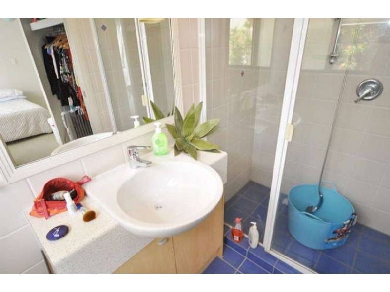5, 23 Bath Street, Labrador QLD 4215