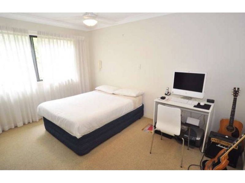 5, 23 Bath Street, Labrador QLD 4215
