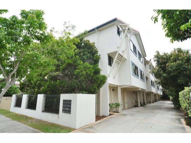 5, 23 Bath Street, Labrador QLD 4215