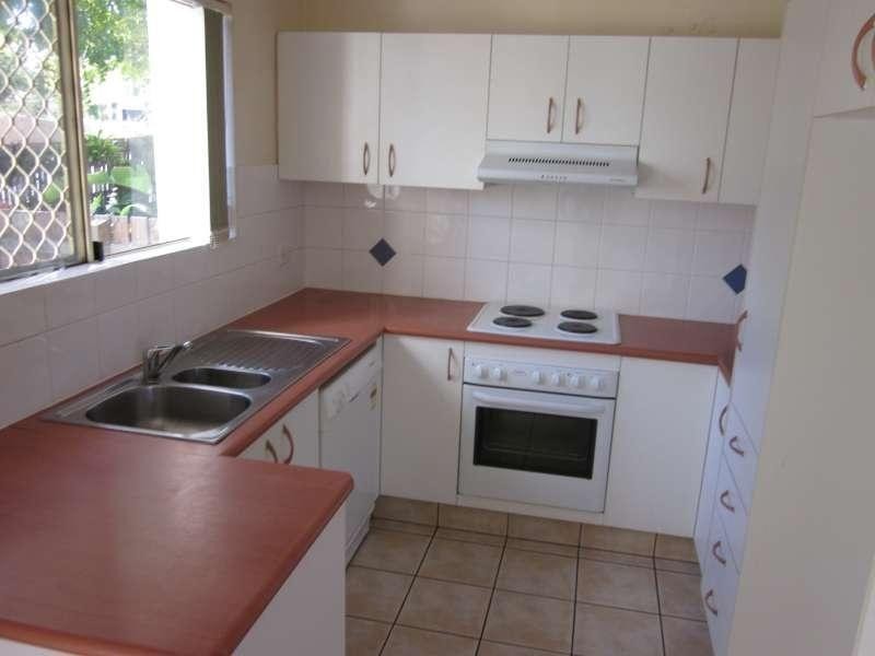 2/8 Amisfield Avenue, Nundah QLD 4012