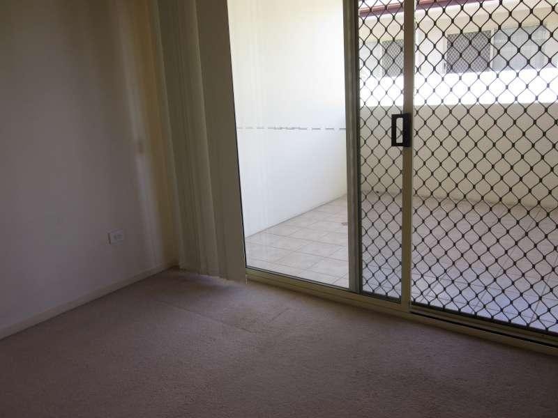 2/8 Amisfield Avenue, Nundah QLD 4012