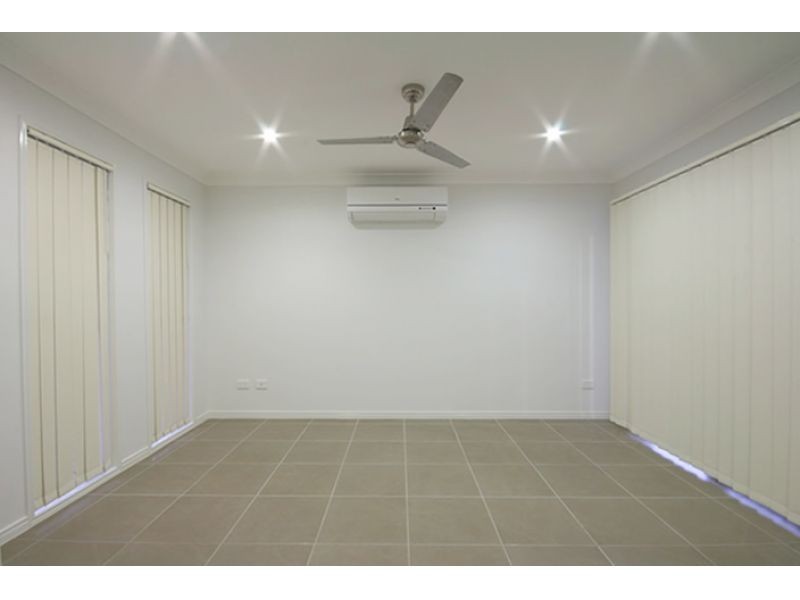 2, 9 Baphal Crescent, Narangba QLD 4504