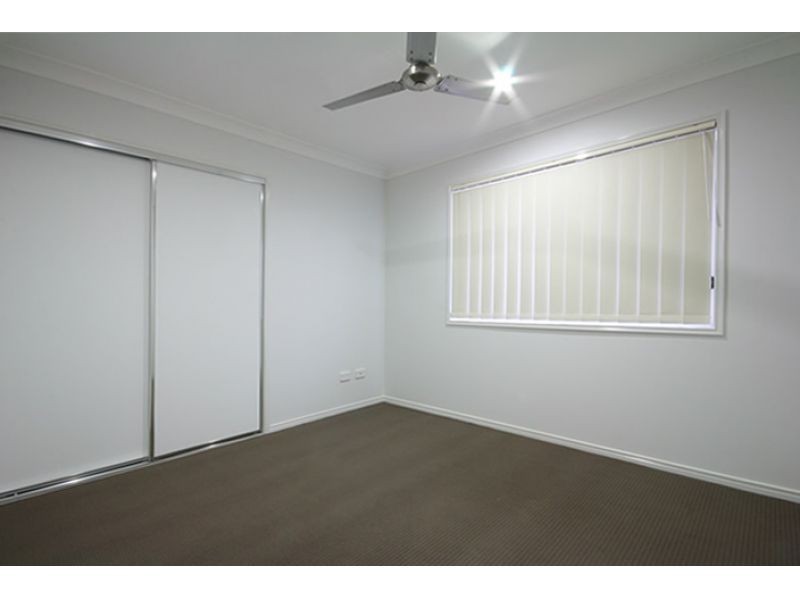 2, 9 Baphal Crescent, Narangba QLD 4504