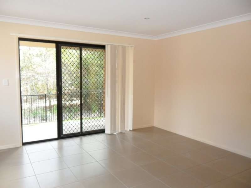 11 Adam Court, Kallangur QLD 4503