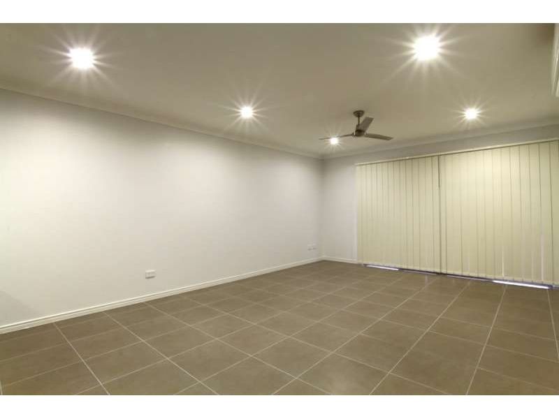 1, 54 Reibelt Drive, Caboolture QLD 4510