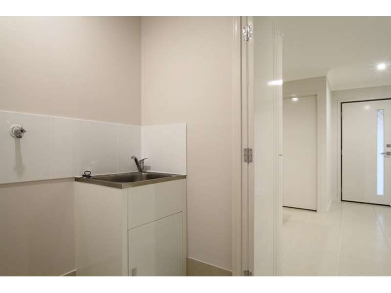 2, 35 Kernel Road, Narangba QLD 4504