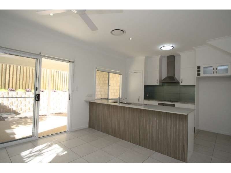 2, 24 Glen Street, Moorooka QLD 4105