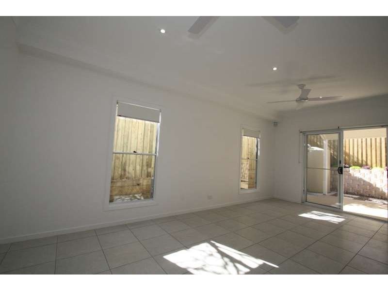 2, 24 Glen Street, Moorooka QLD 4105