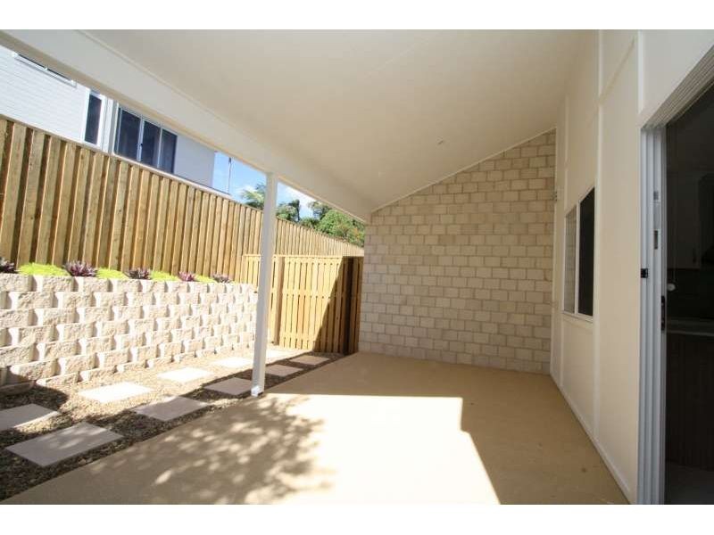 2, 24 Glen Street, Moorooka QLD 4105