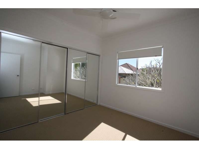 2, 24 Glen Street, Moorooka QLD 4105