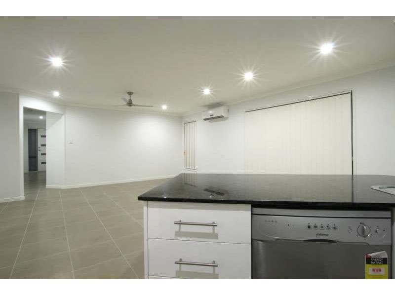 18 Braheem Street, Morayfield QLD 4506