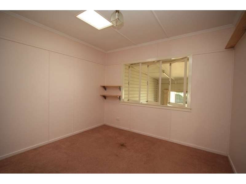 196 West Avenue, Wynnum QLD 4178
