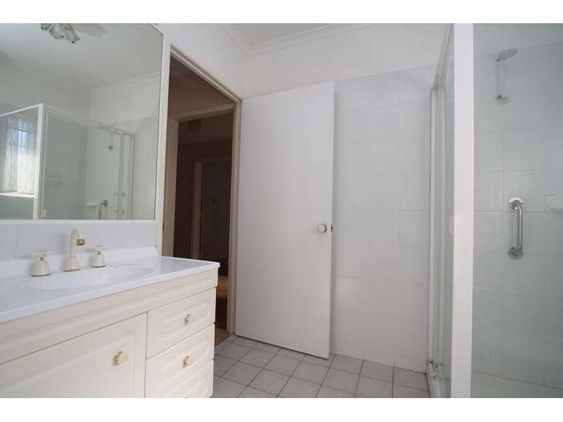 196 West Avenue, Wynnum QLD 4178