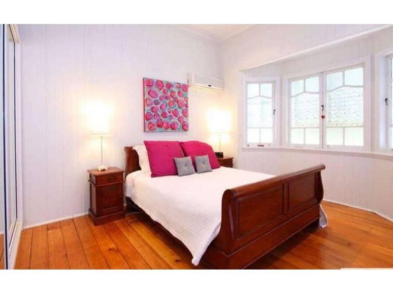 249 Hudson Road, Wooloowin QLD 4030