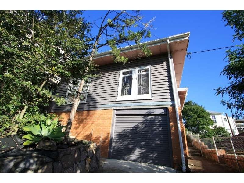 39 Westbourne Street, Highgate Hill QLD 4101