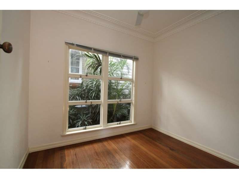 39 Westbourne Street, Highgate Hill QLD 4101