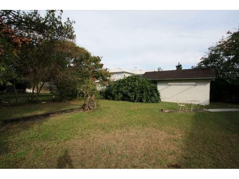 5 Cyril Street, Camp Hill QLD 4152