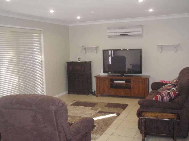15 Tarcutta Street, Cleveland QLD 4163