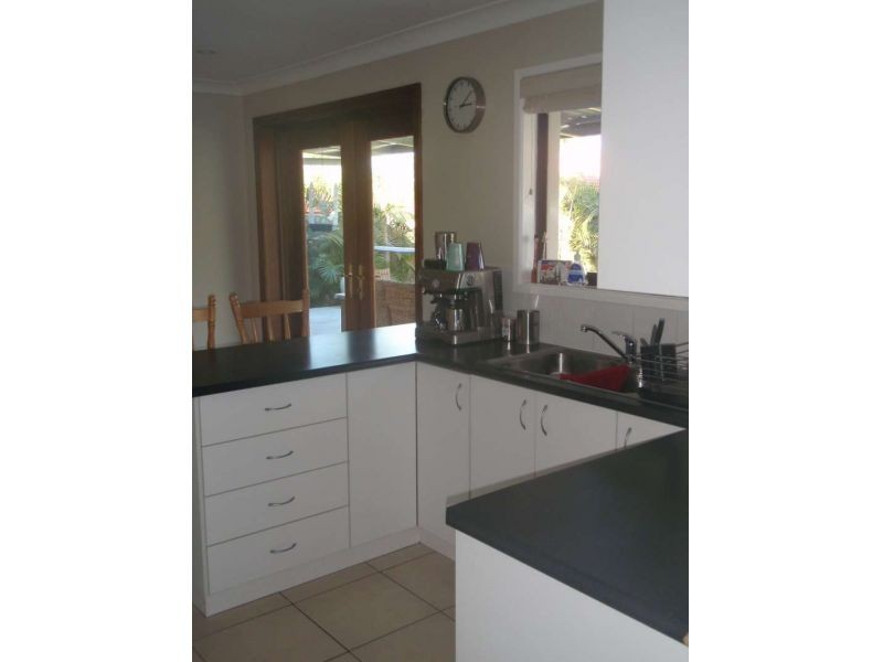 15 Tarcutta Street, Cleveland QLD 4163
