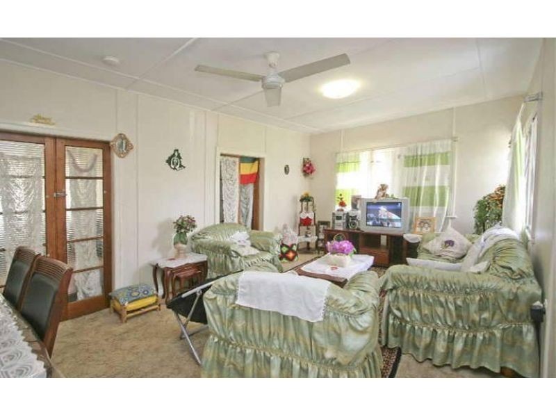 65 Chaucer Street, Moorooka QLD 4105