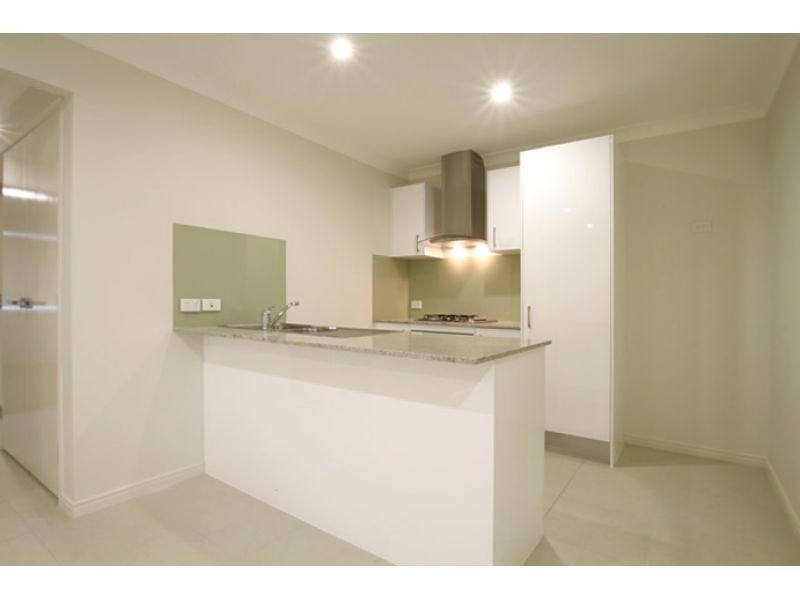 2, 77 Reibelt Drive, Caboolture QLD 4510