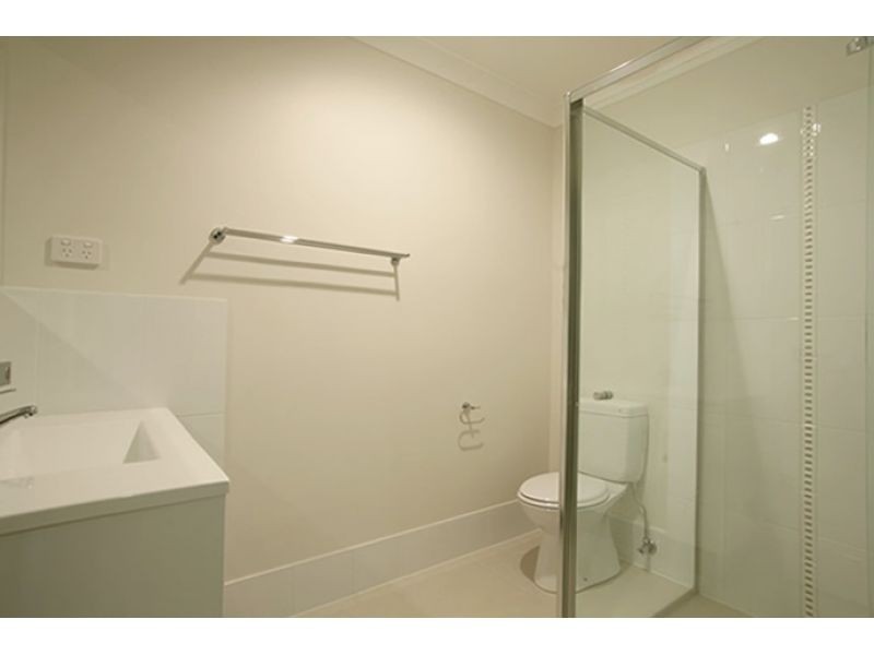 2, 77 Reibelt Drive, Caboolture QLD 4510