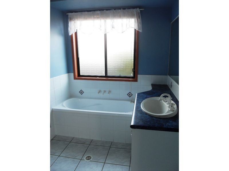 24 Amberton Street, Caboolture QLD 4510