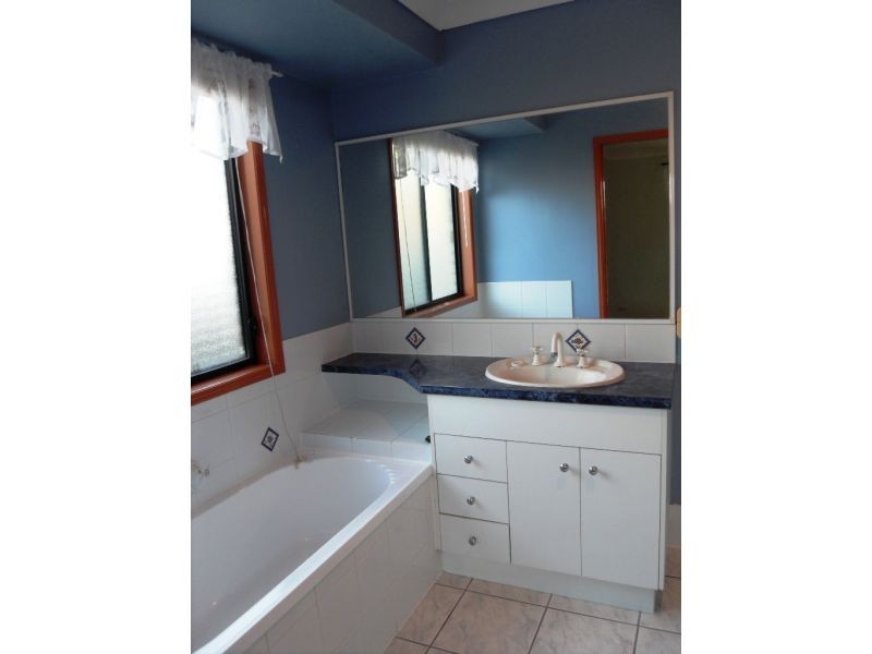 24 Amberton Street, Caboolture QLD 4510