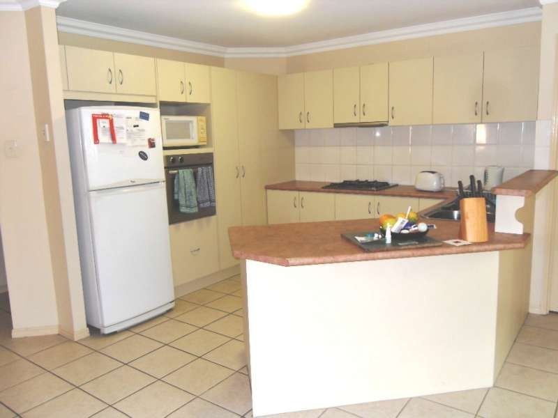 8 Barnard Crescent, Murrumba Downs QLD 4503
