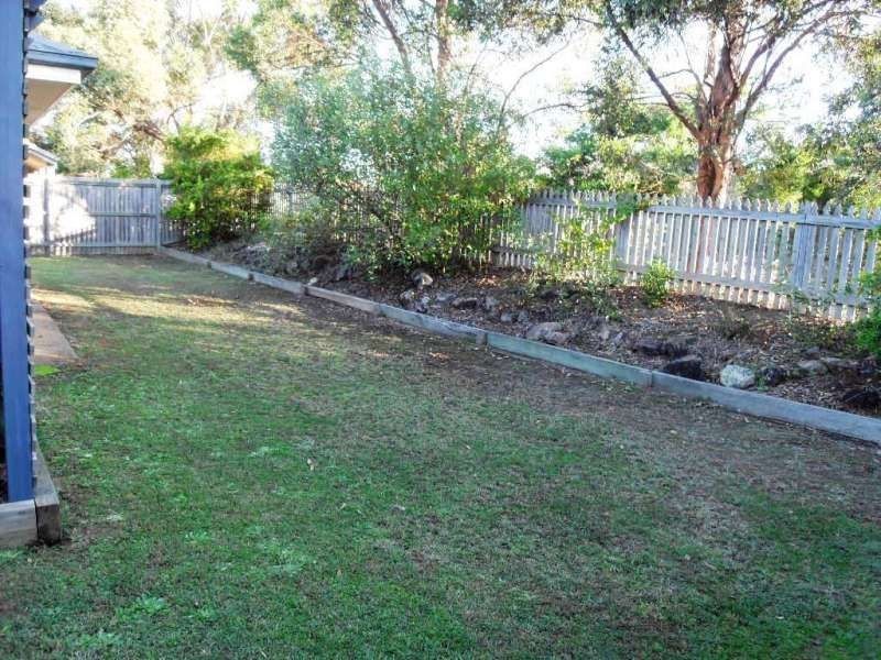 8 Barnard Crescent, Murrumba Downs QLD 4503