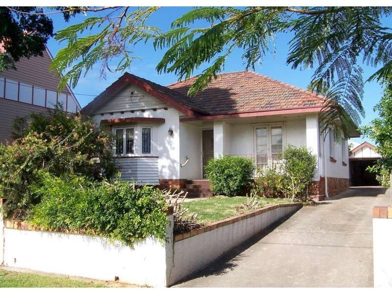 20 Highcrest Avenue, Wavell Heights QLD 4012