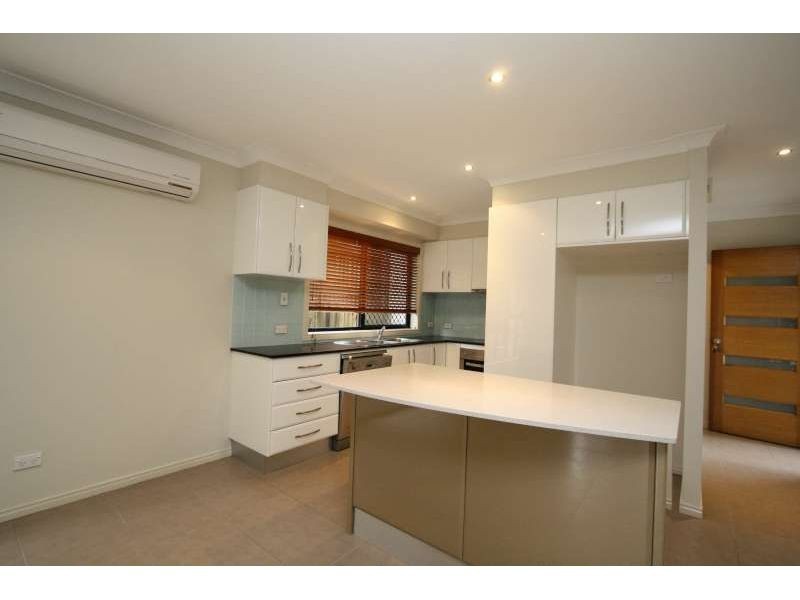 4, 53 Jones Road, Carina QLD 4152